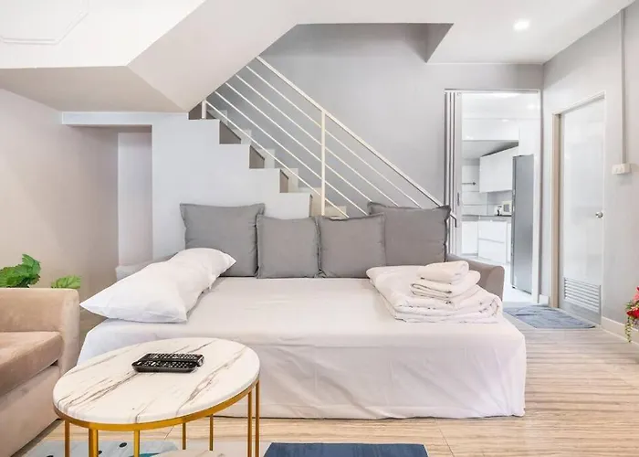 Miq 142 Huai Khwang_new4br/jodd Fair * Bangkok